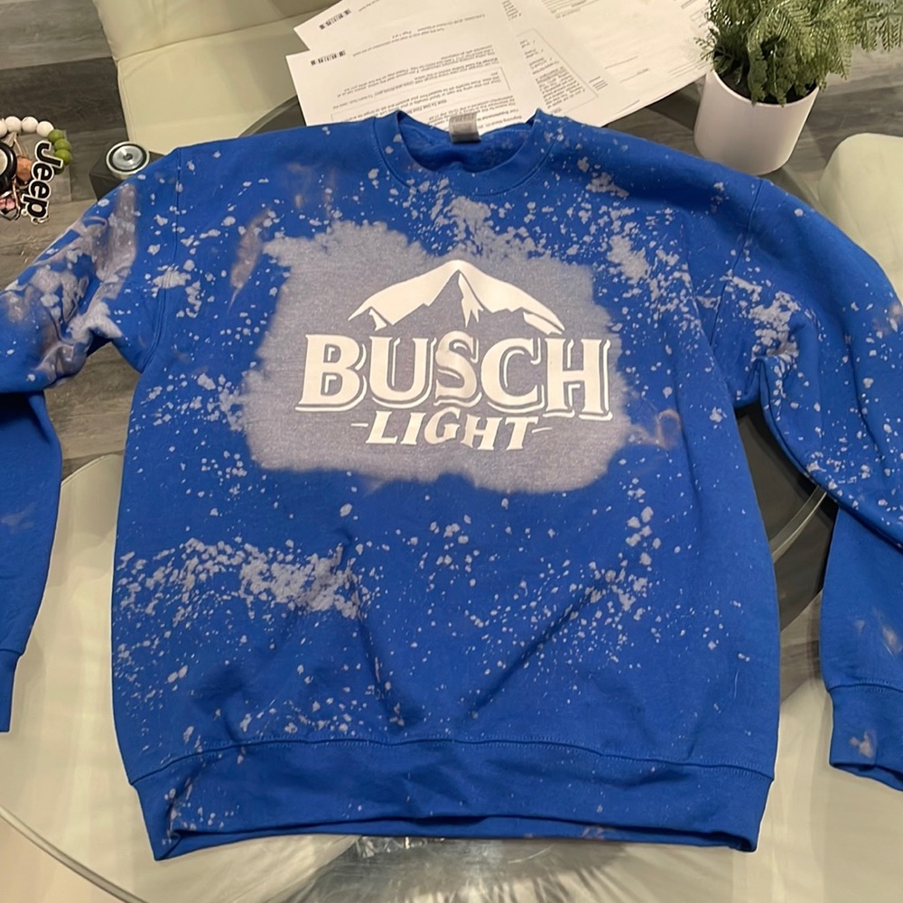 busch light crew neck